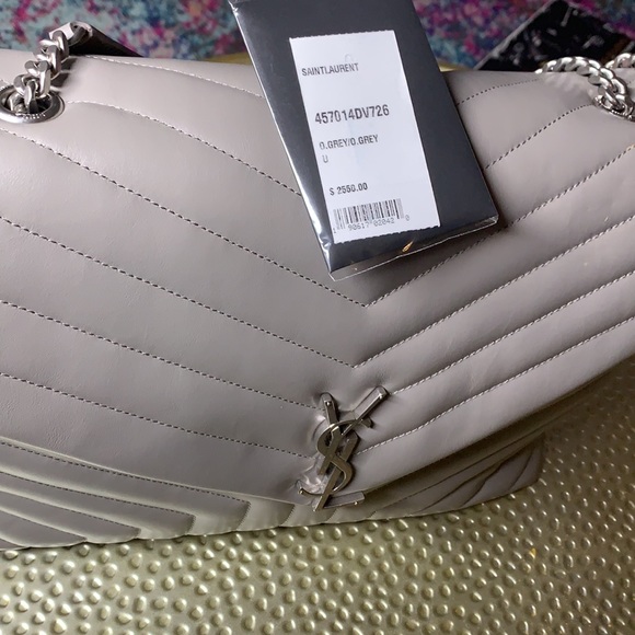 Large Loulou Chain Bag PearlGray Matelassé Leather - Picture 16 of 16
